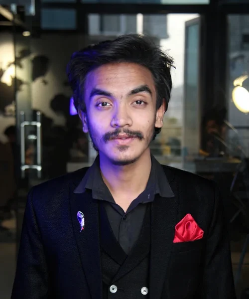 Sheikh Amaan - Graphic Designer